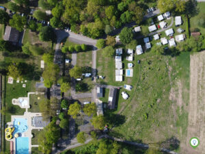 Camperplek Mureck vanuit de lucht